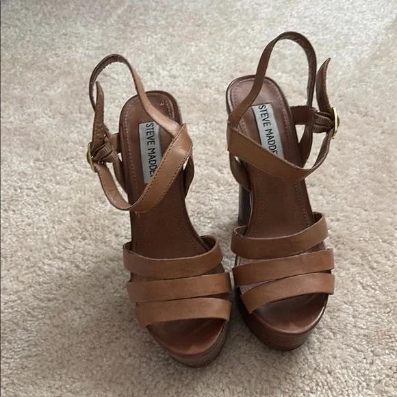 Steve Madden Brown Chunky Heel Sandals - Picture 2 of 12